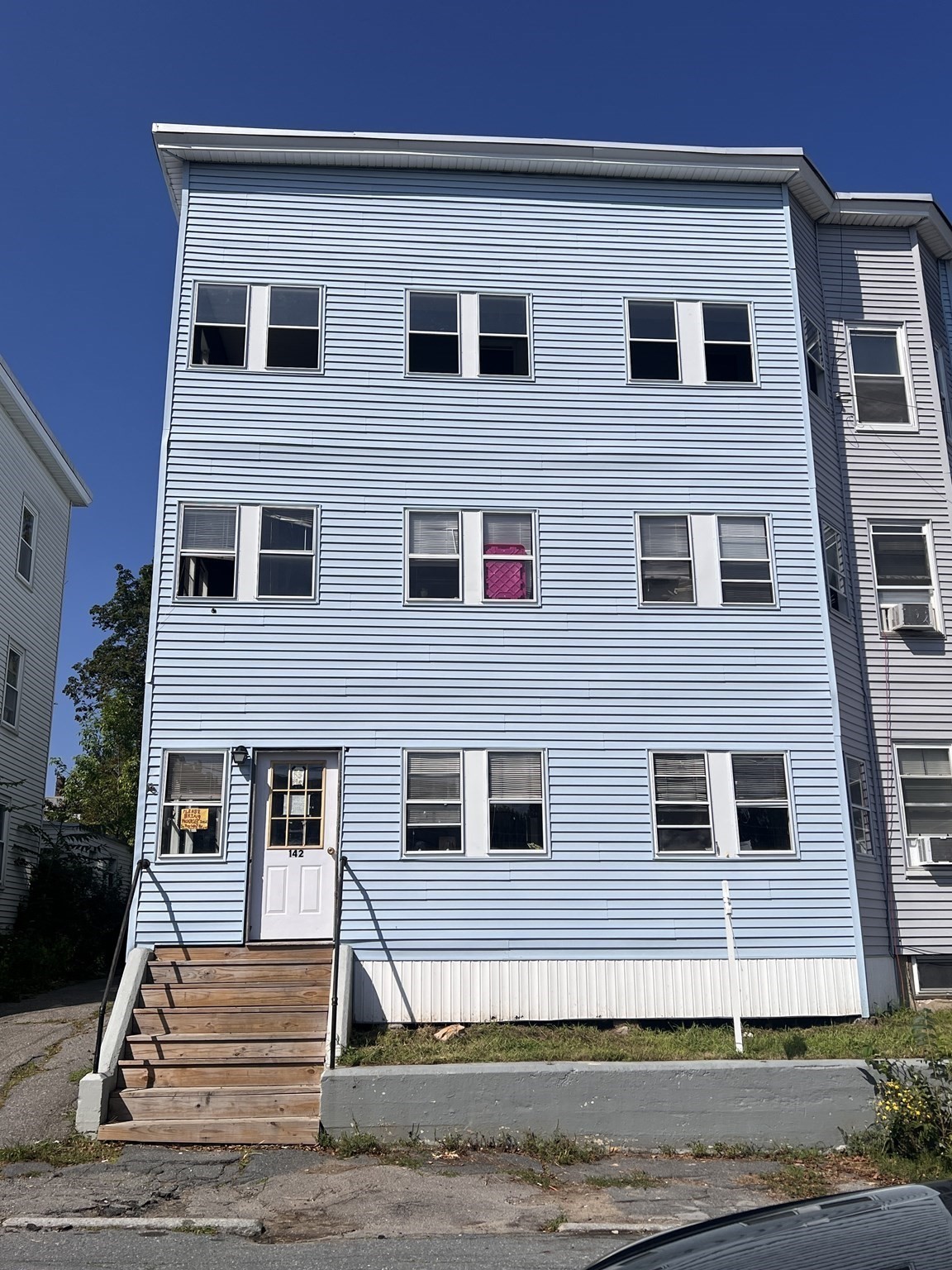 142 Madison St, Fitchburg, MA 01420