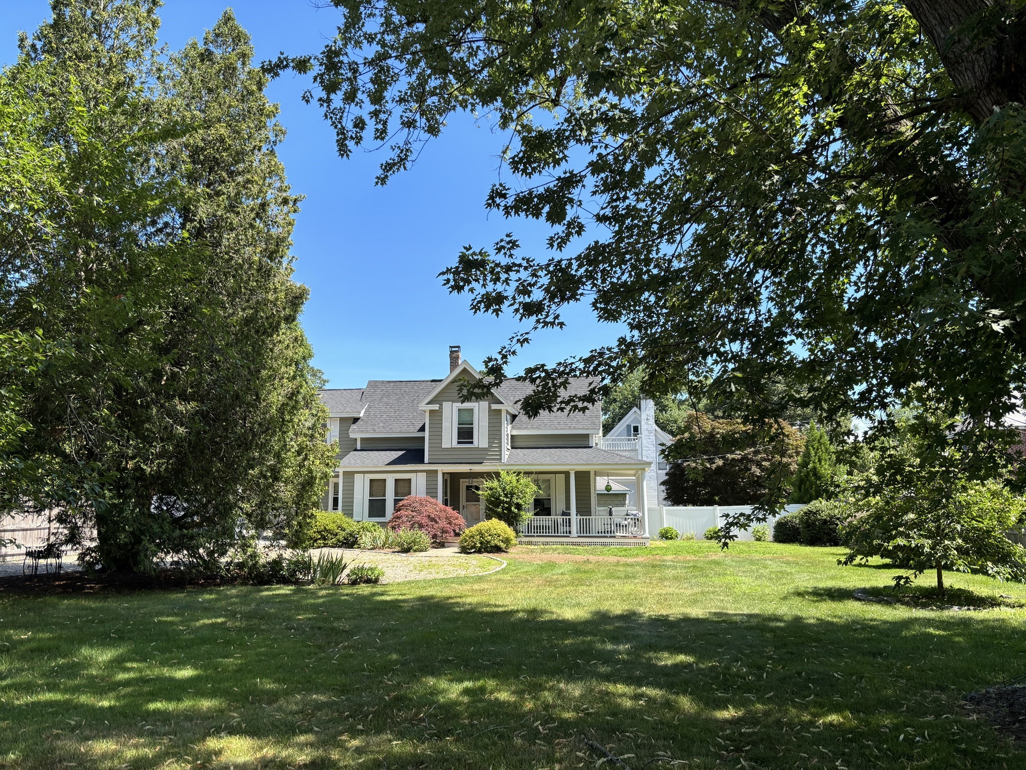 159 Railroad Avenue, Hamilton, MA 01982