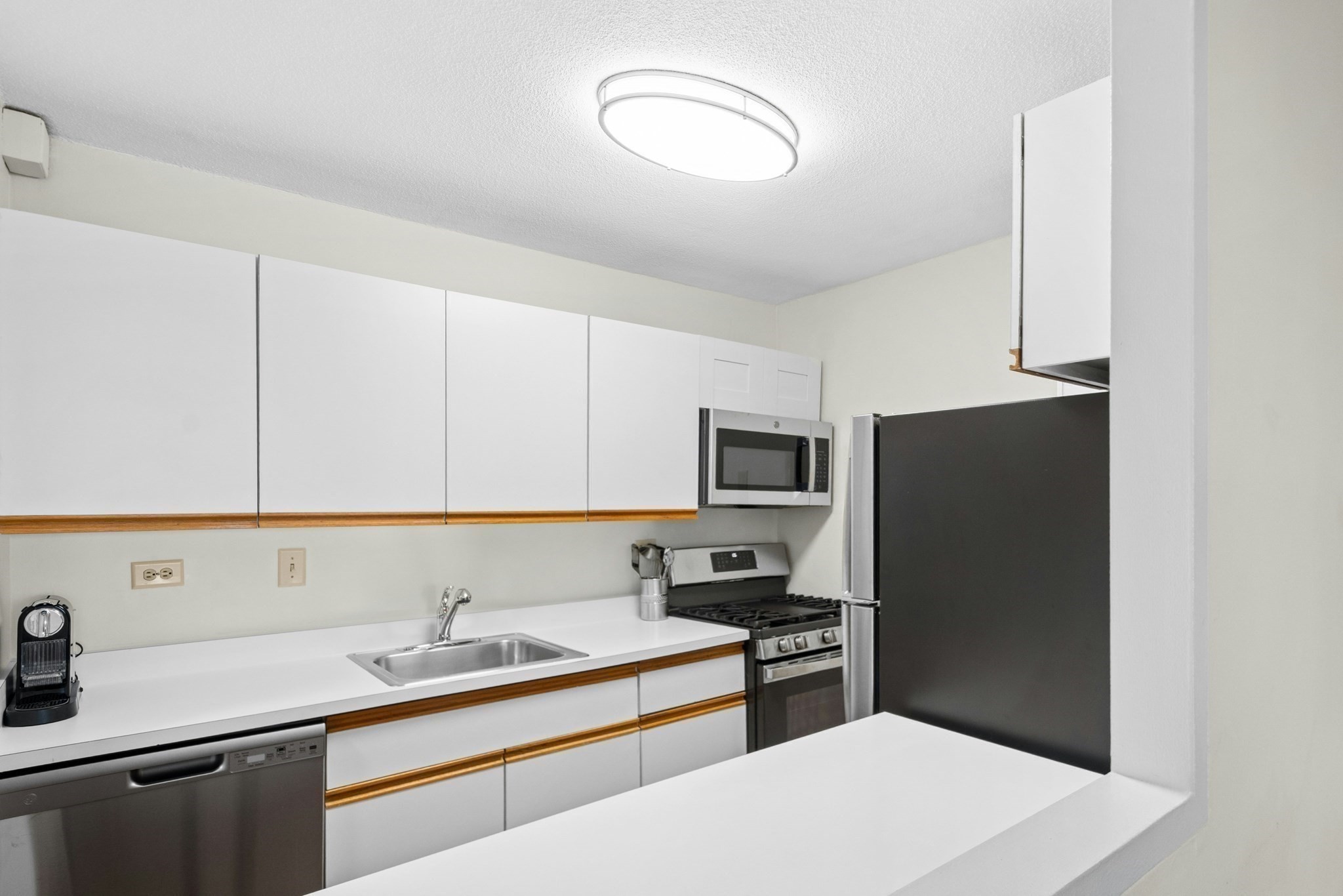 9 Hawthorne Pl Unit 15H, West End, Boston, MA 02114 - Image 8