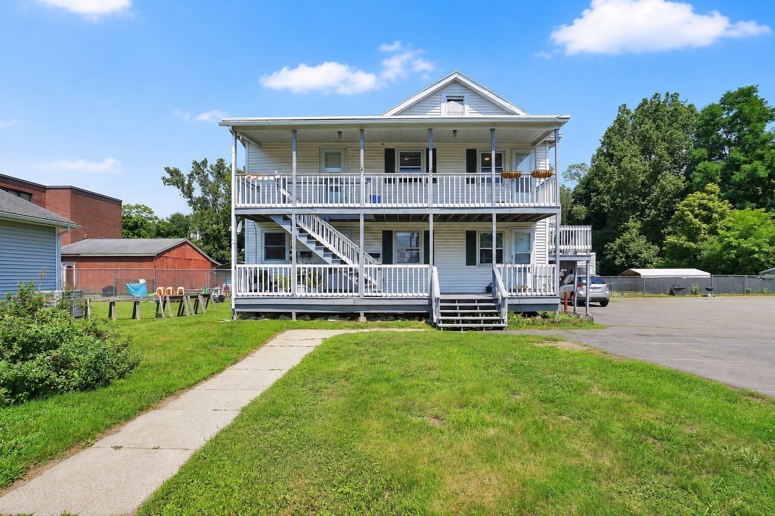 45 Pleasant St, Easthampton, MA 01027