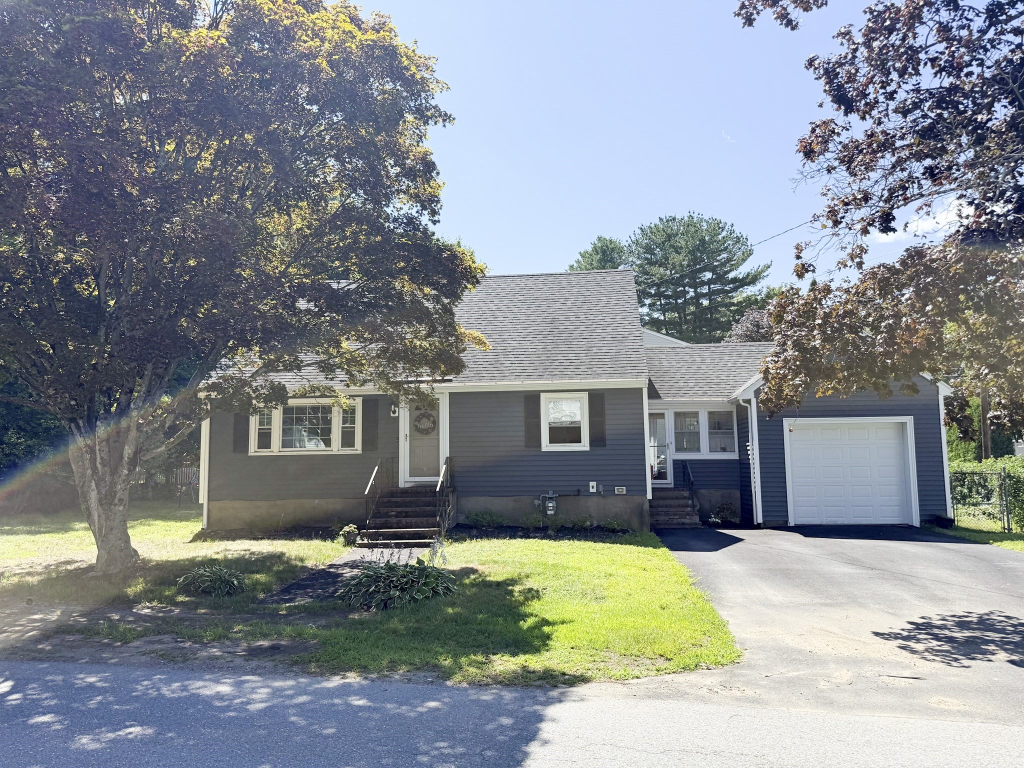 3 Sergi Ln, Billerica, MA 01821