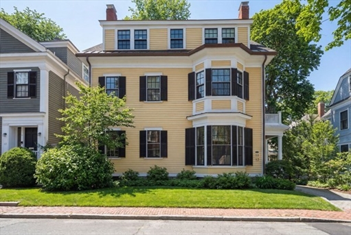 11 Hilliard, Apt 1