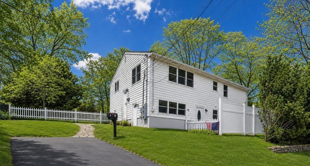 150 Grove St, West Roxbury, Boston, MA 02132