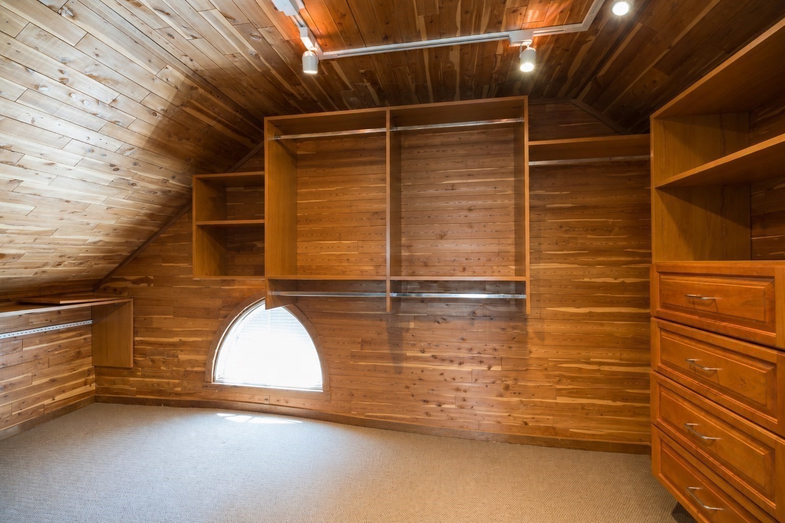 70 Grapevine Road Unit B, Gloucester, MA 01930 - Image 26