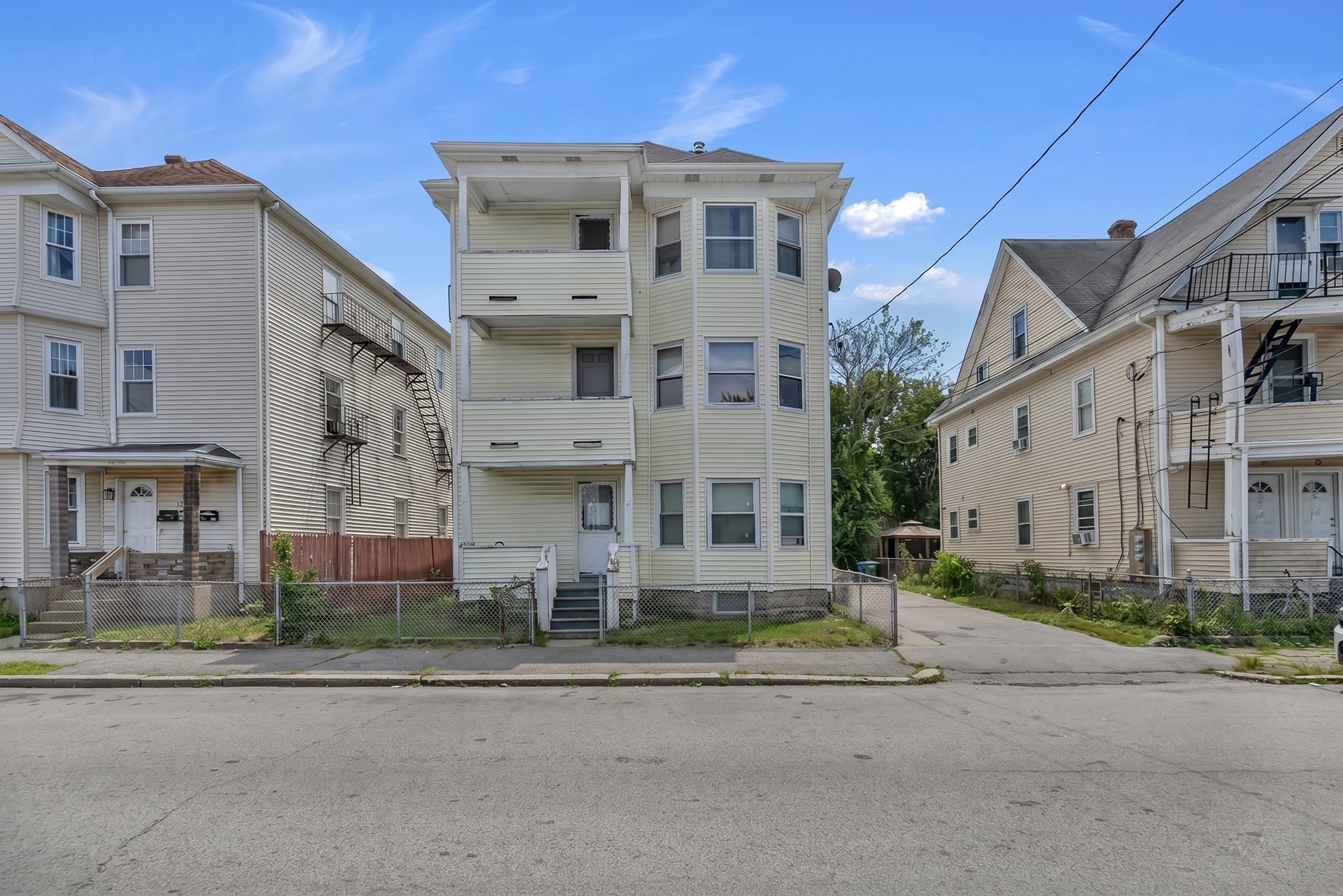 95 John St, Pawtucket, RI 02861