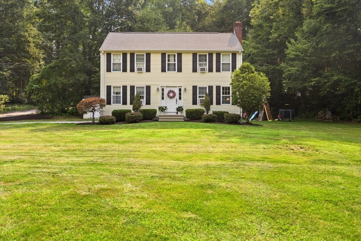 530 Chestnut Hill Road, Millville, MA 01529