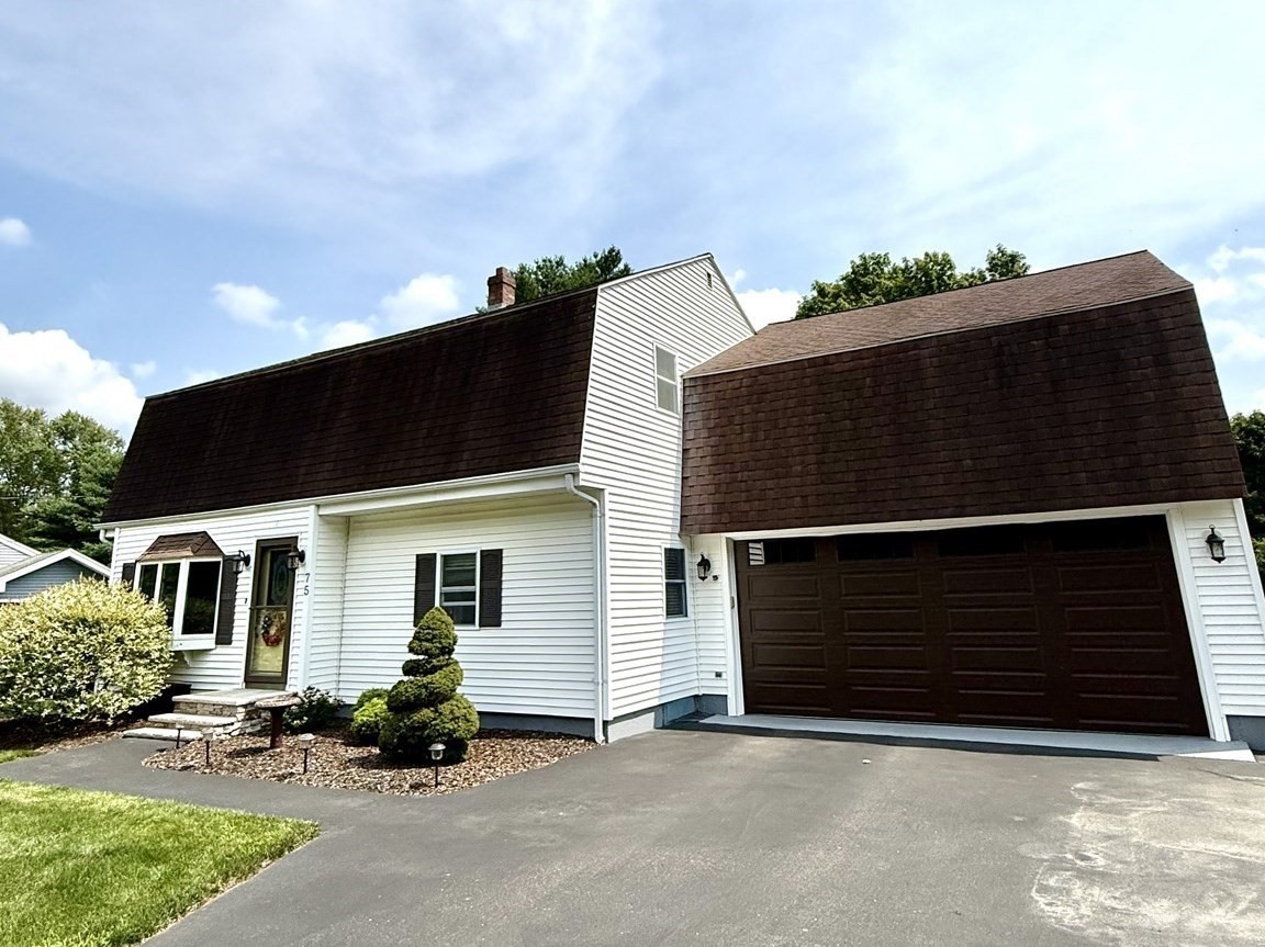 75 White Street, Raynham, MA 02767