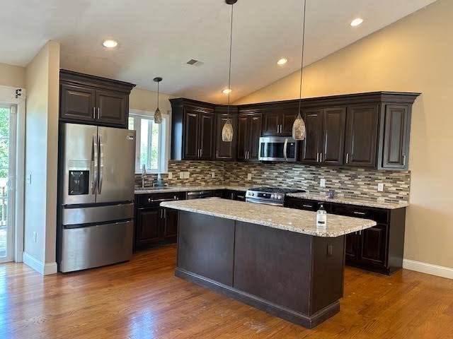 34 Carpenter Ave, Worcester, MA 01605