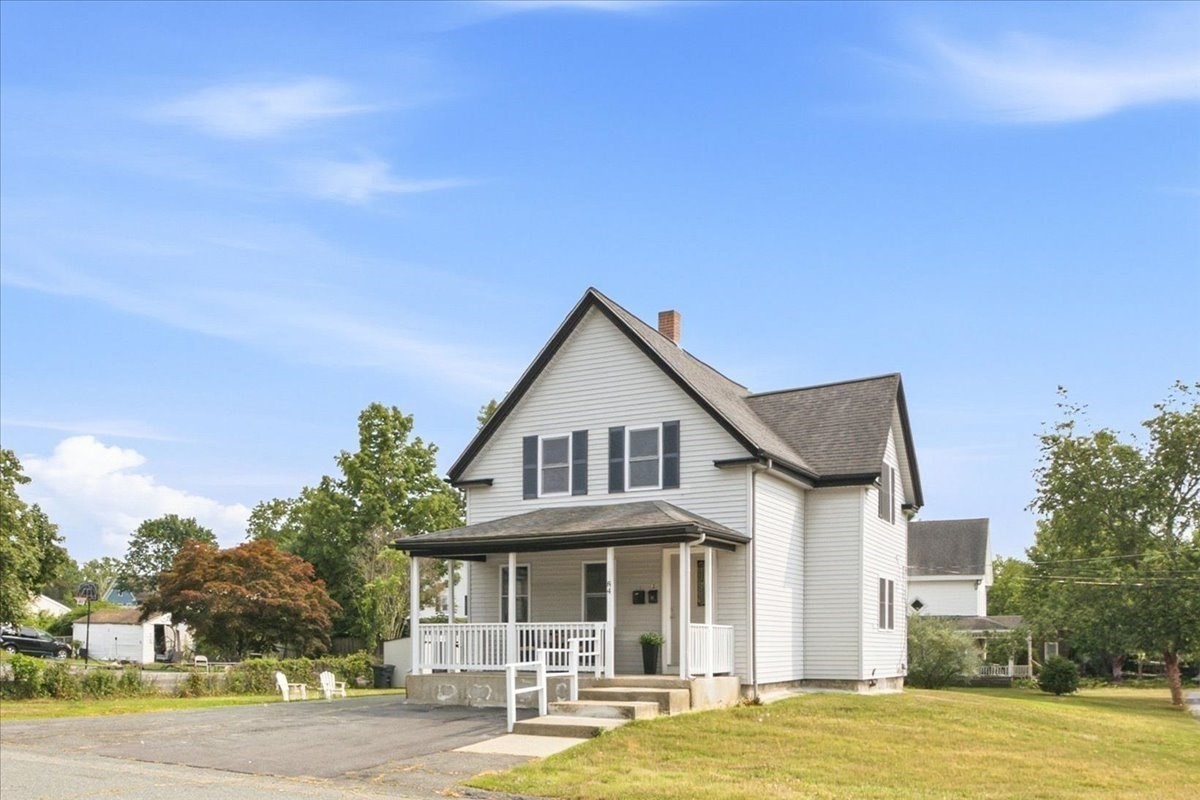 84 Atherton St, Stoughton, MA 02072