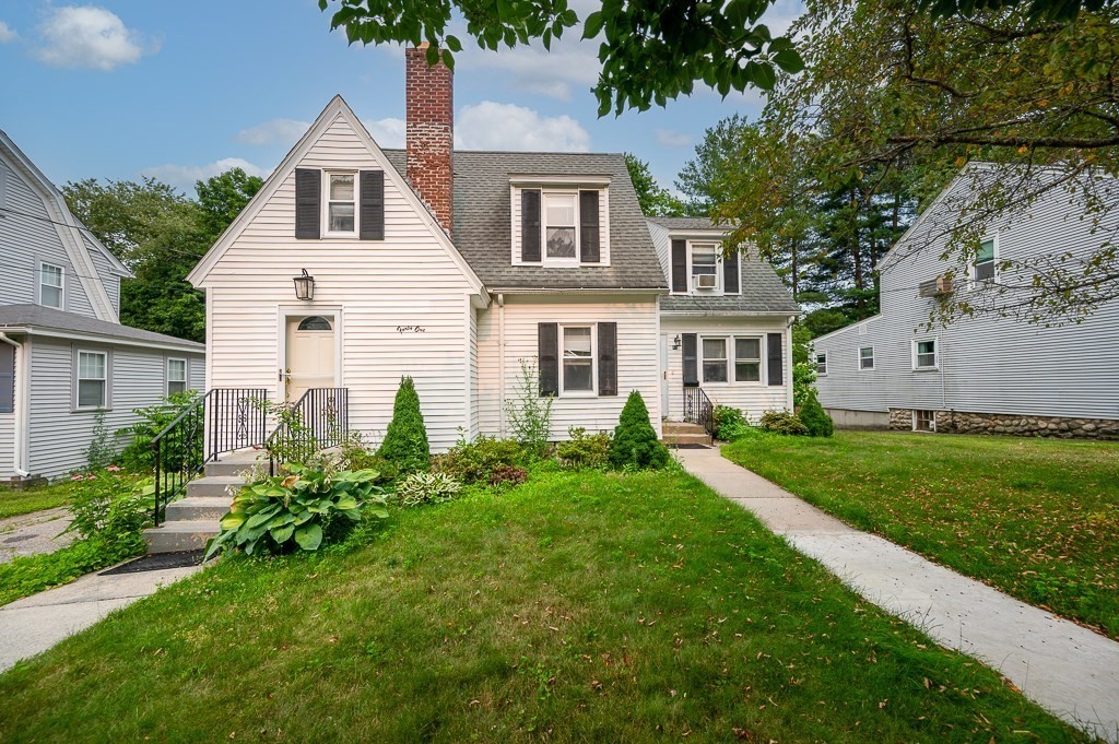 41 Dellwood Rd, Worcester, MA 01602