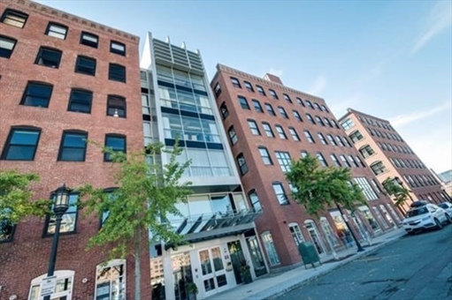 11-21 Wormwood, Apt 321