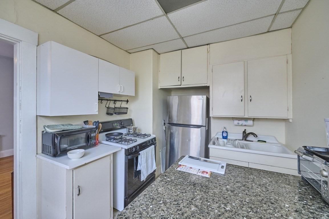 408 Crescent St, Waltham, MA 02453 - Image 22