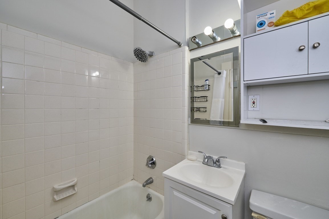 408 Crescent St, Waltham, MA 02453 - Image 25