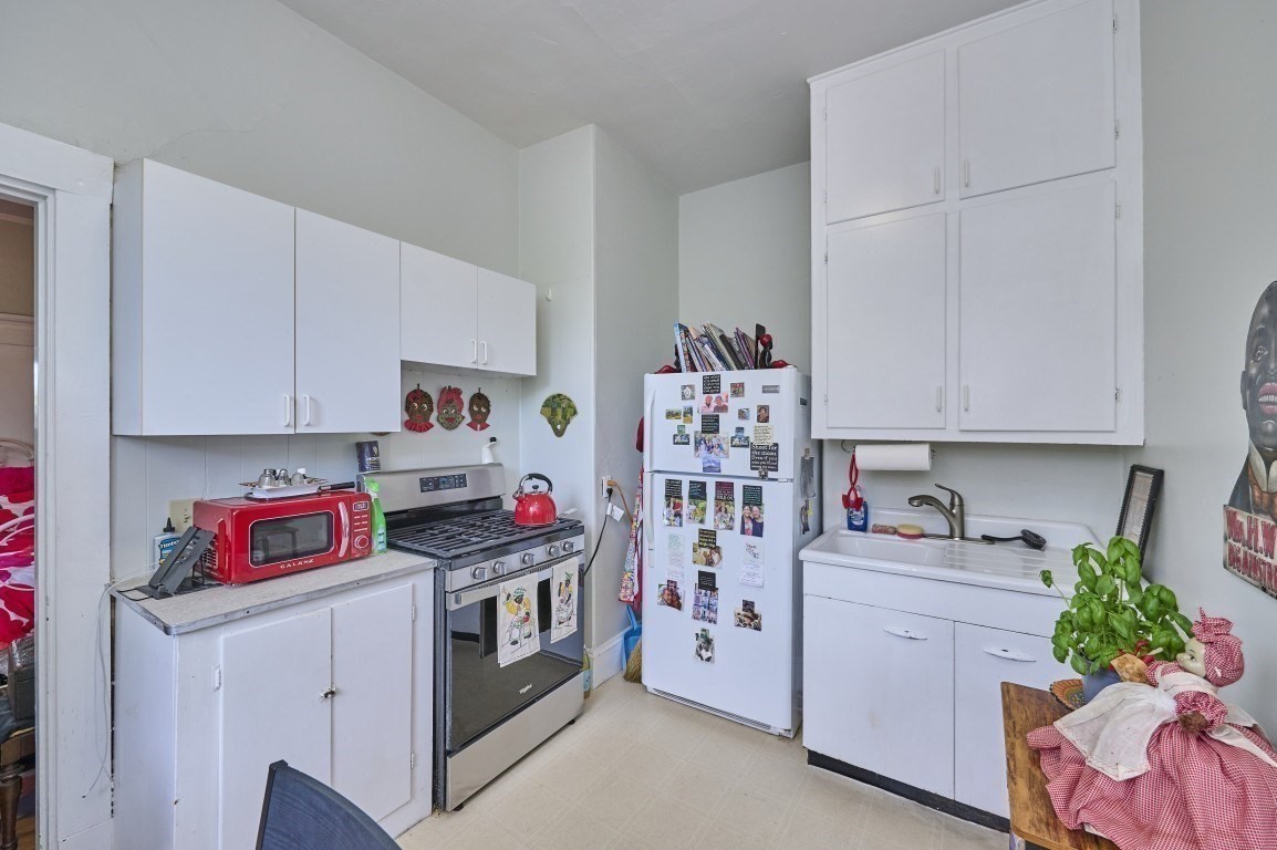 408 Crescent St, Waltham, MA 02453 - Image 8