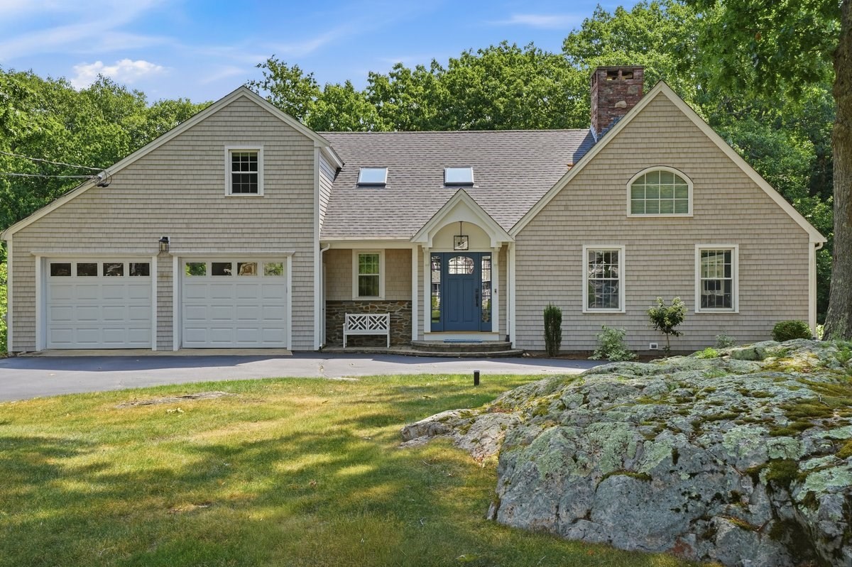 47 Old Coach Road, Cohasset, MA 02025