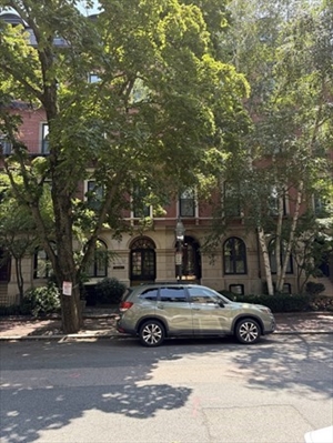 26 Marlborough Street, Apt 1