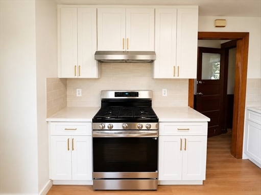 17 Oakledge, Apt 2