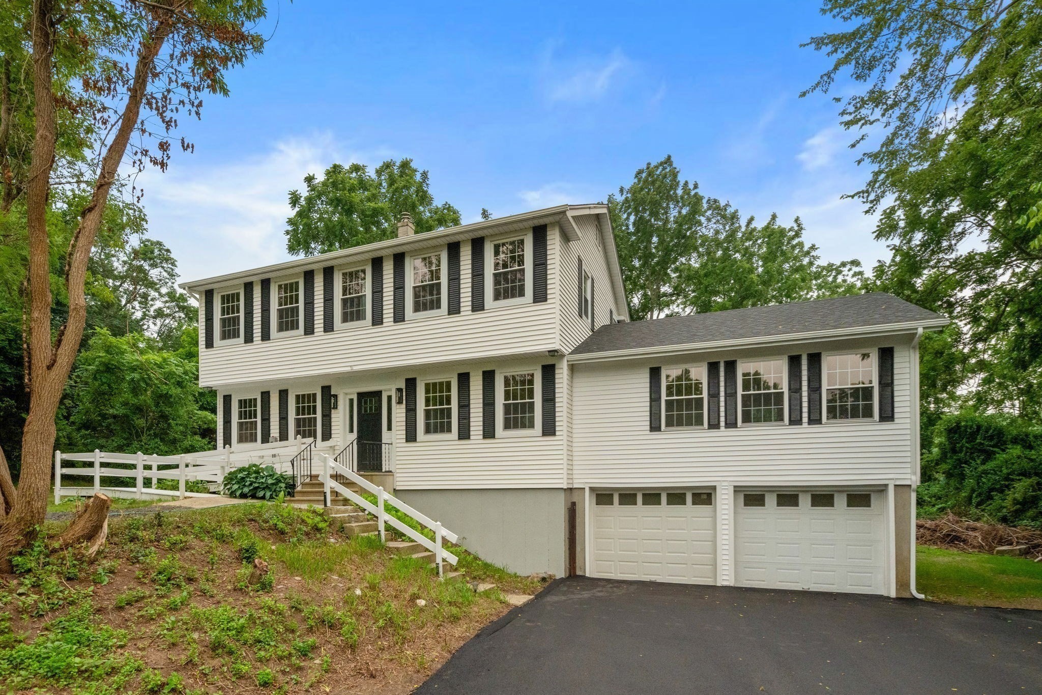 125 Bayview Ave, Berkley, MA 02779