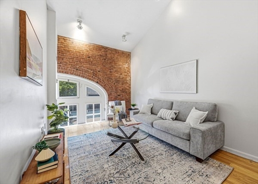 106 Thirteenth St, Apt 236