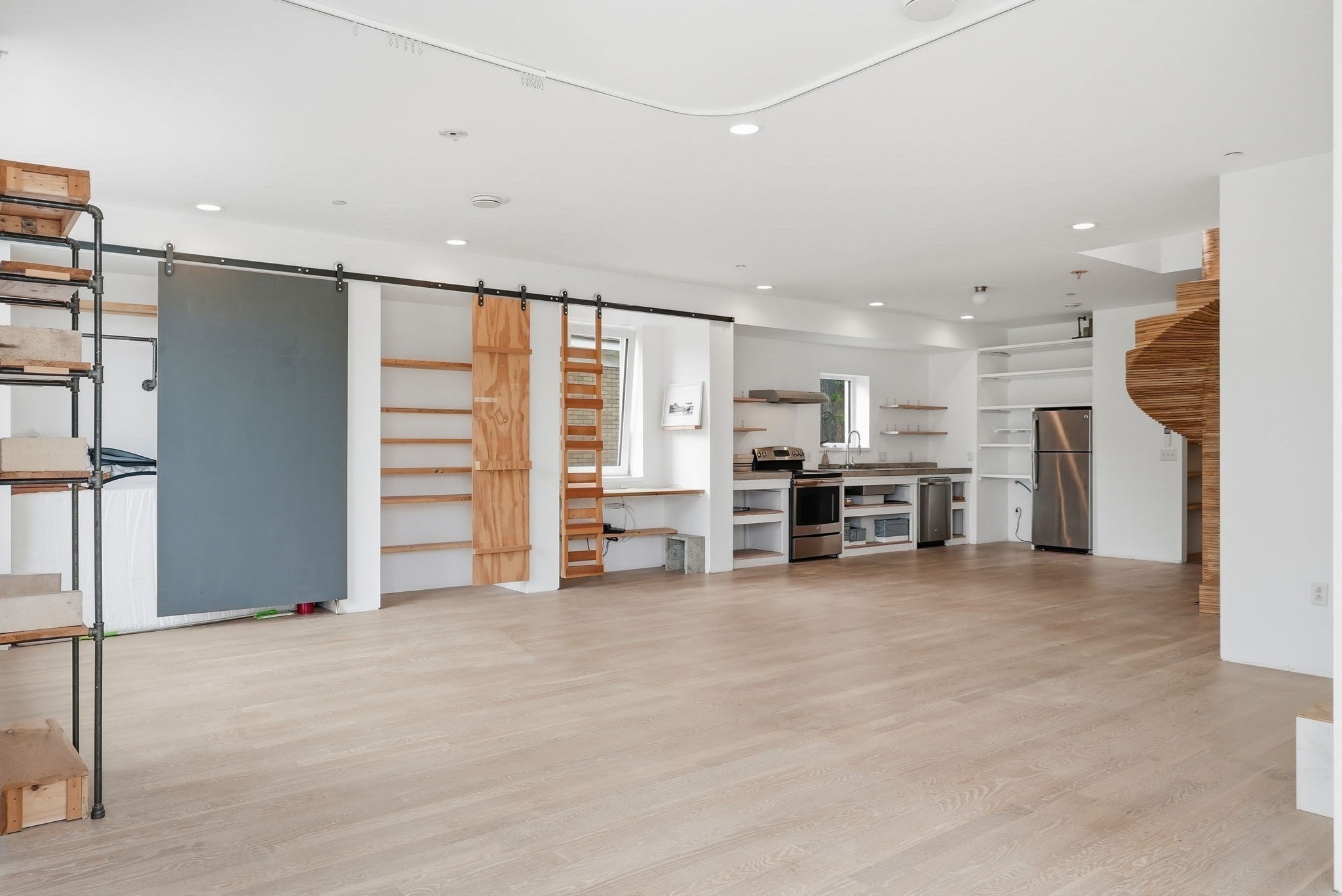 21 Lamartine St Unit 3, Jamaica Plain, Boston, MA 02130 - Image 2