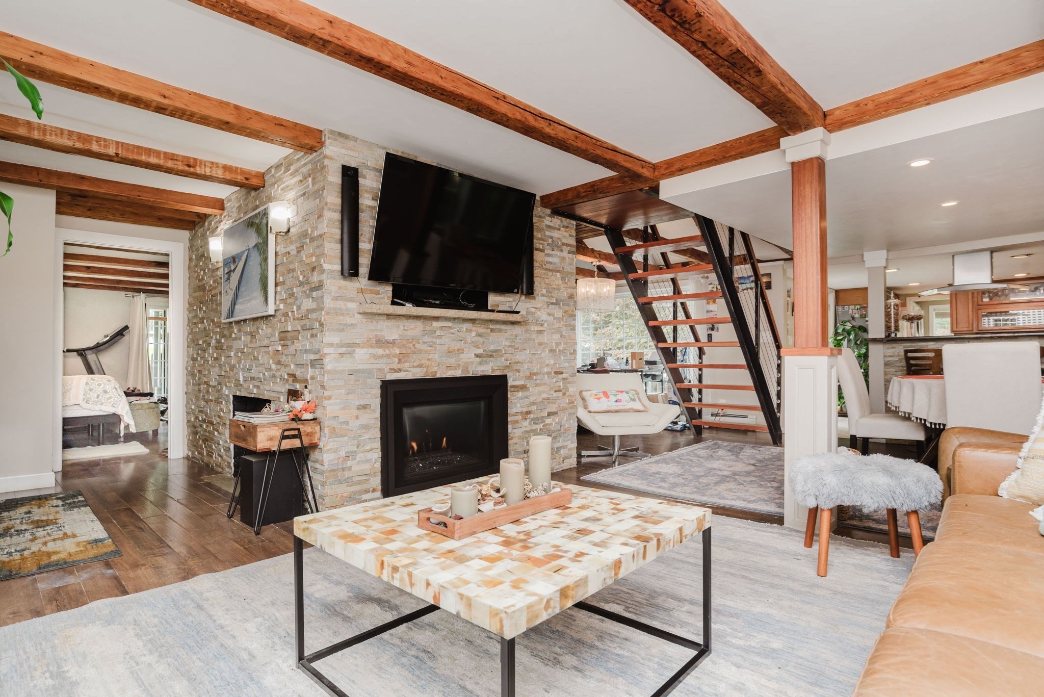 273 Center St, Hanover, MA 02339