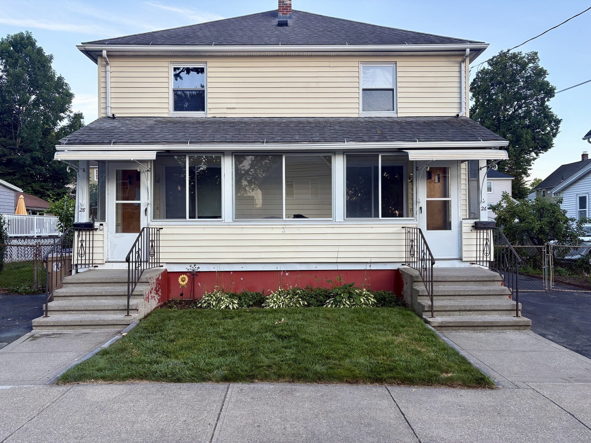 26 Birch St, Ludlow, MA 01056