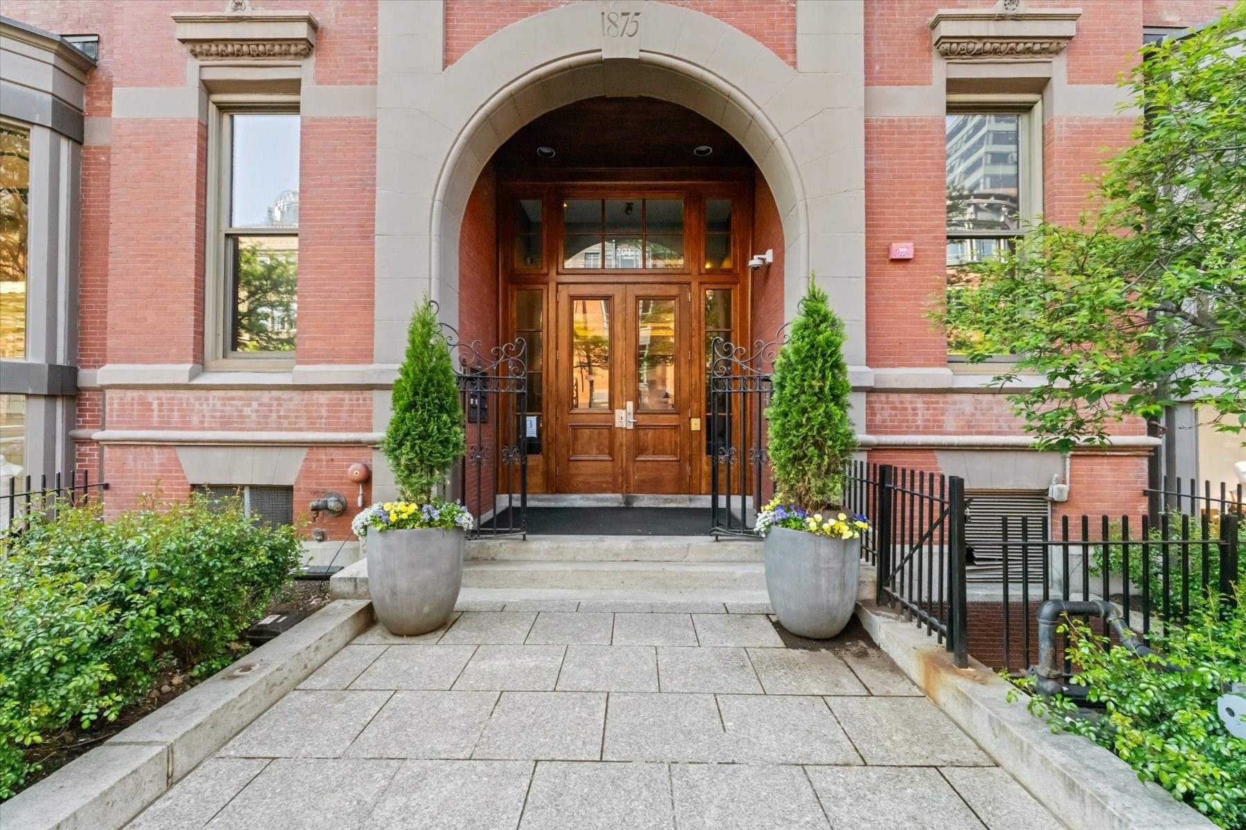 201 Newbury St Unit 506, Back Bay, Boston, MA 02116