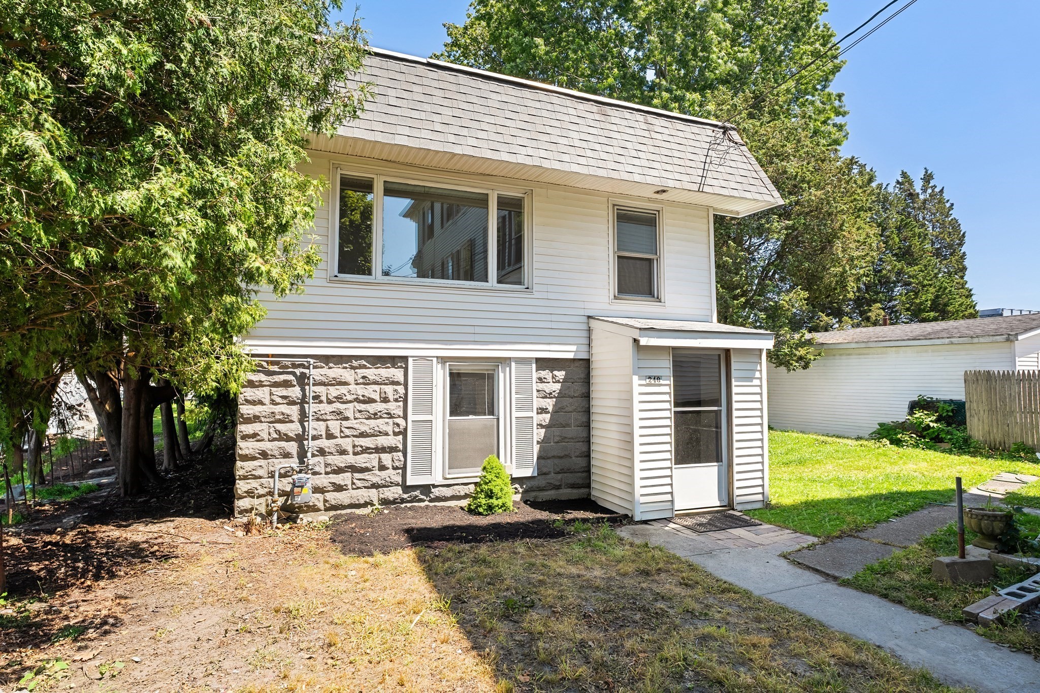 240 Montaup Street, Fall River, MA 02724