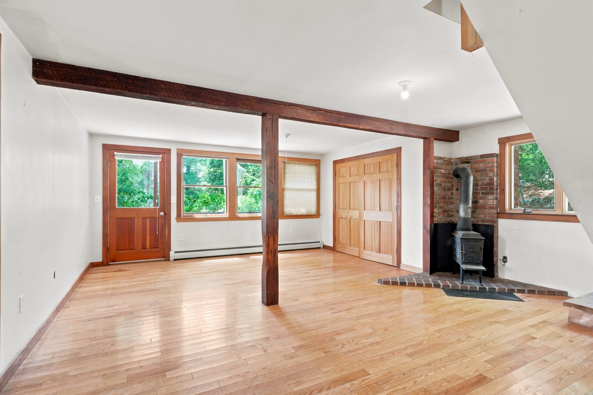 62 Bennett St S, Gloucester, MA 01930