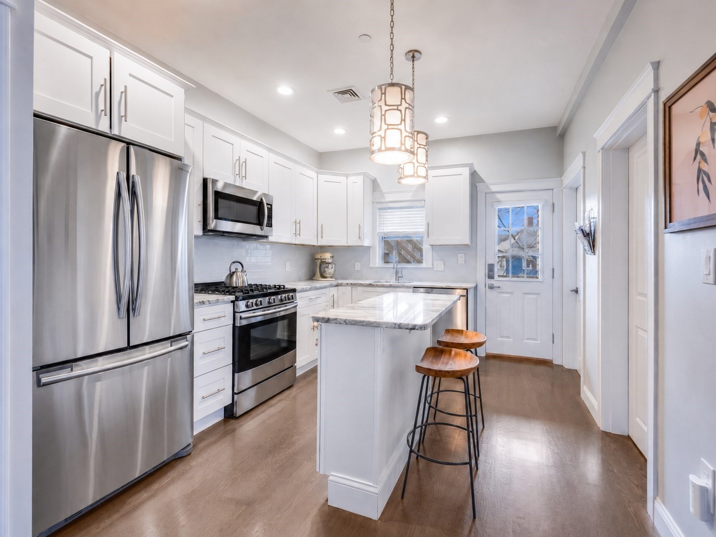 21 Whitney Ave Unit 2R, Beverly, MA 01915