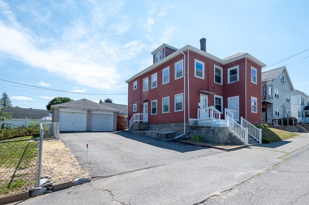 352 Daniels St, Fitchburg, MA 01420