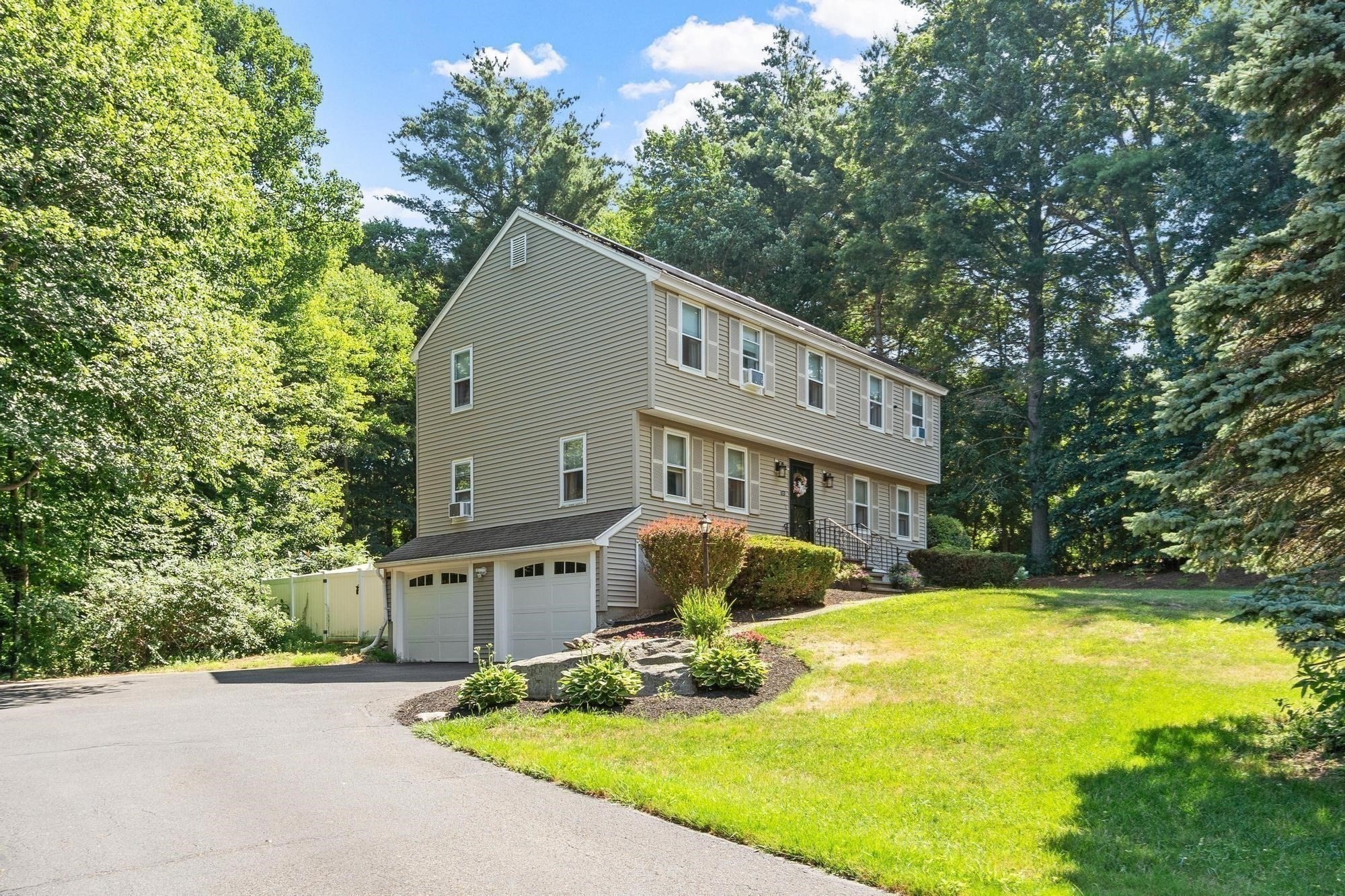 123 Houde St, Marlborough, MA 01752