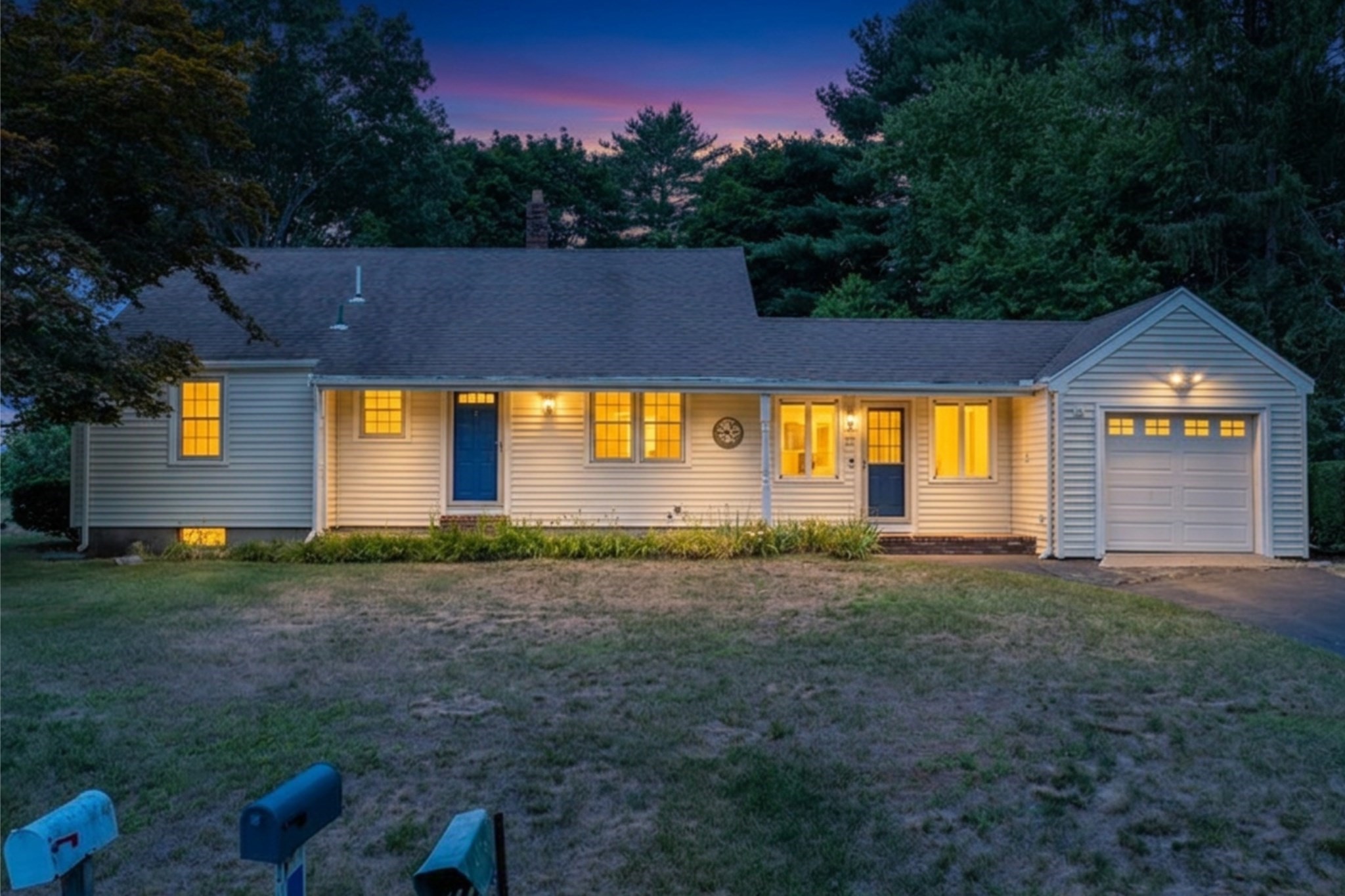 23 Meadow Brook Rd, Raynham, MA 02767