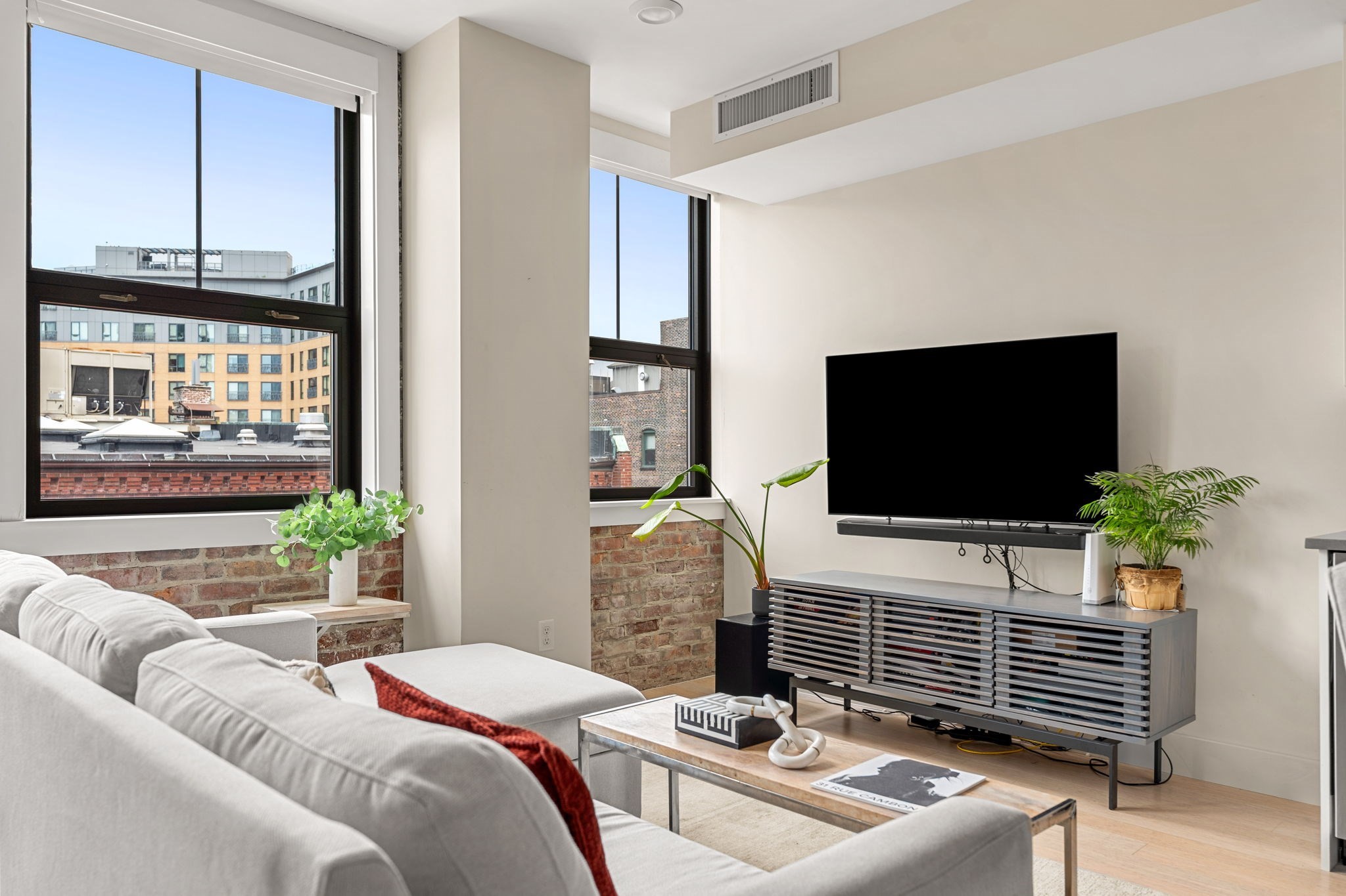 121 Portland St Unit 609, West End, Boston, MA 02114 - Image 4