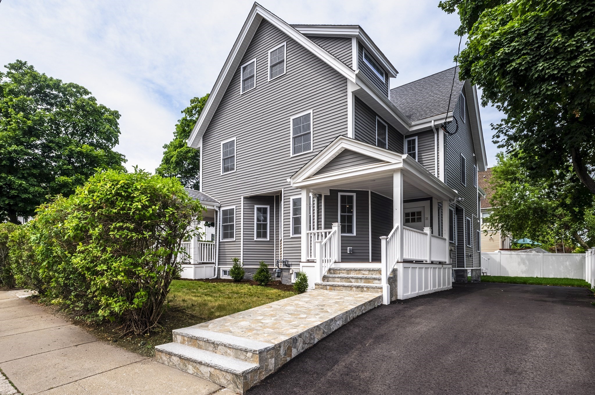 35 Jewett St Unit #, Newton, MA 02458