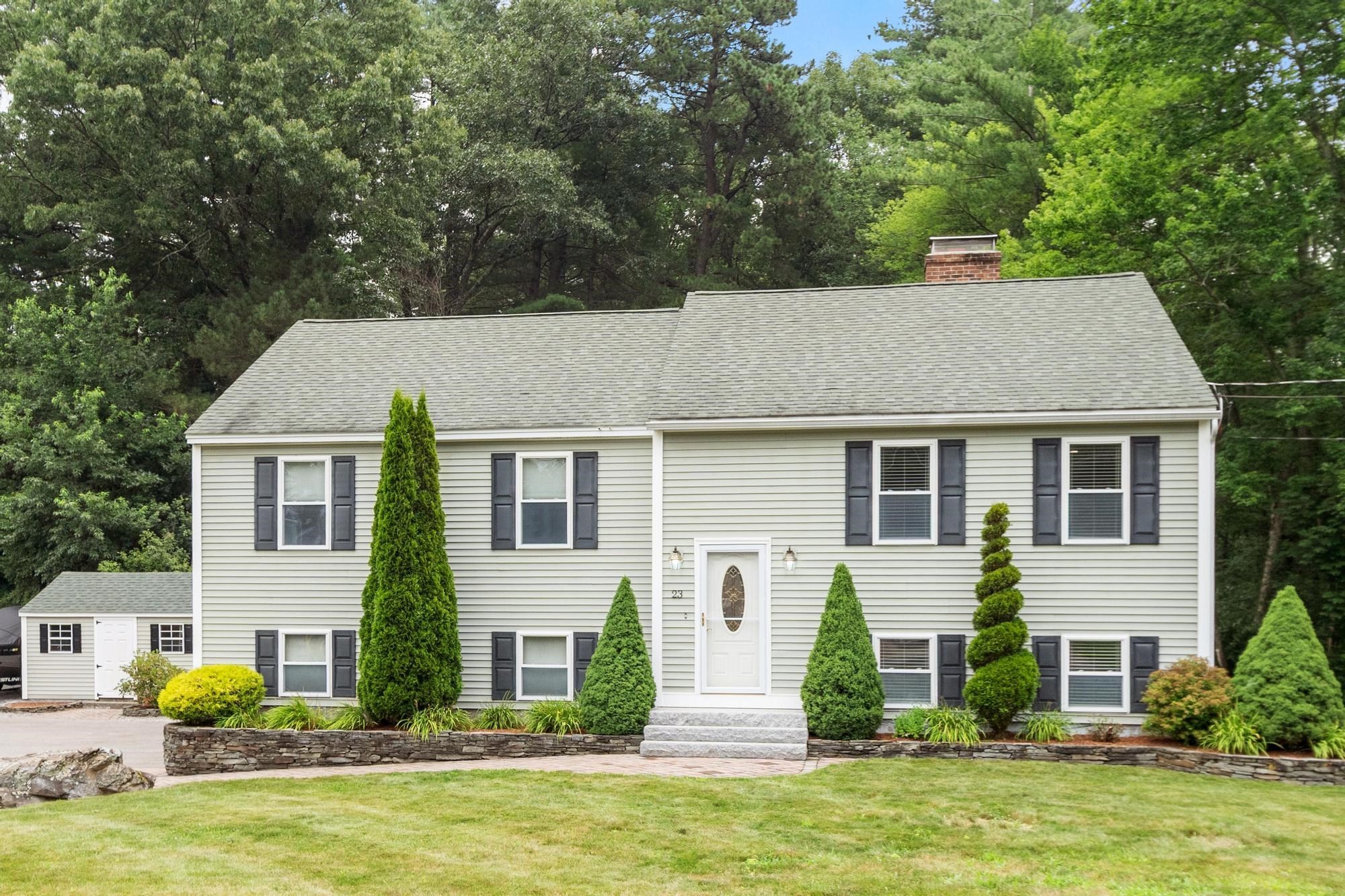 23 Appaloosa Drive, Methuen, MA 01844