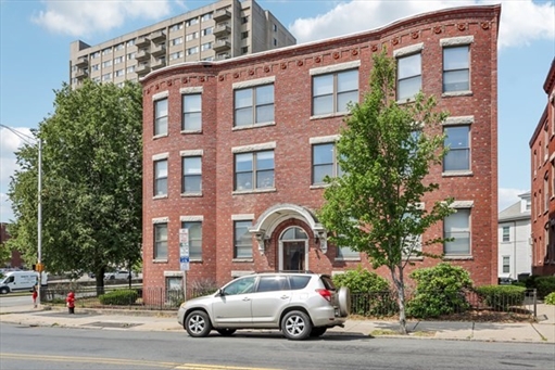 550 Main, Apt 5