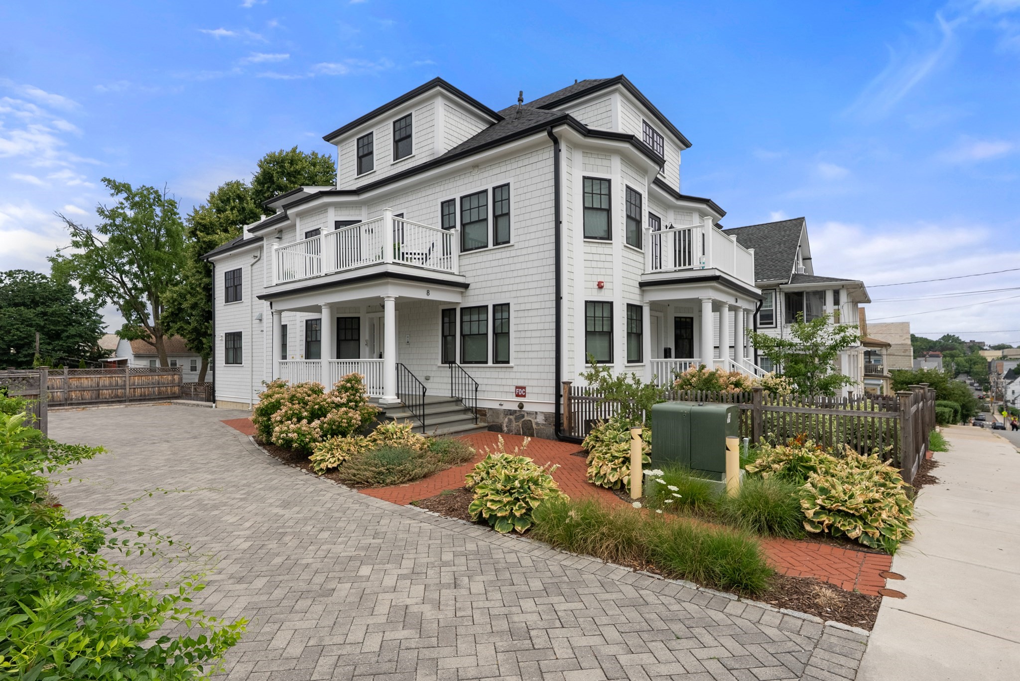 8 Sycamore St Unit 8C, Somerville, MA 02143
