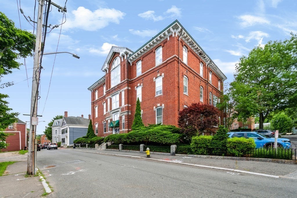 35 Flint Unit 106, Salem, MA 01970