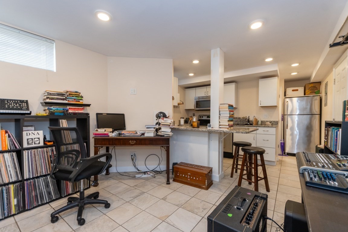373 Broadway Unit 2B, Cambridge, MA 02139