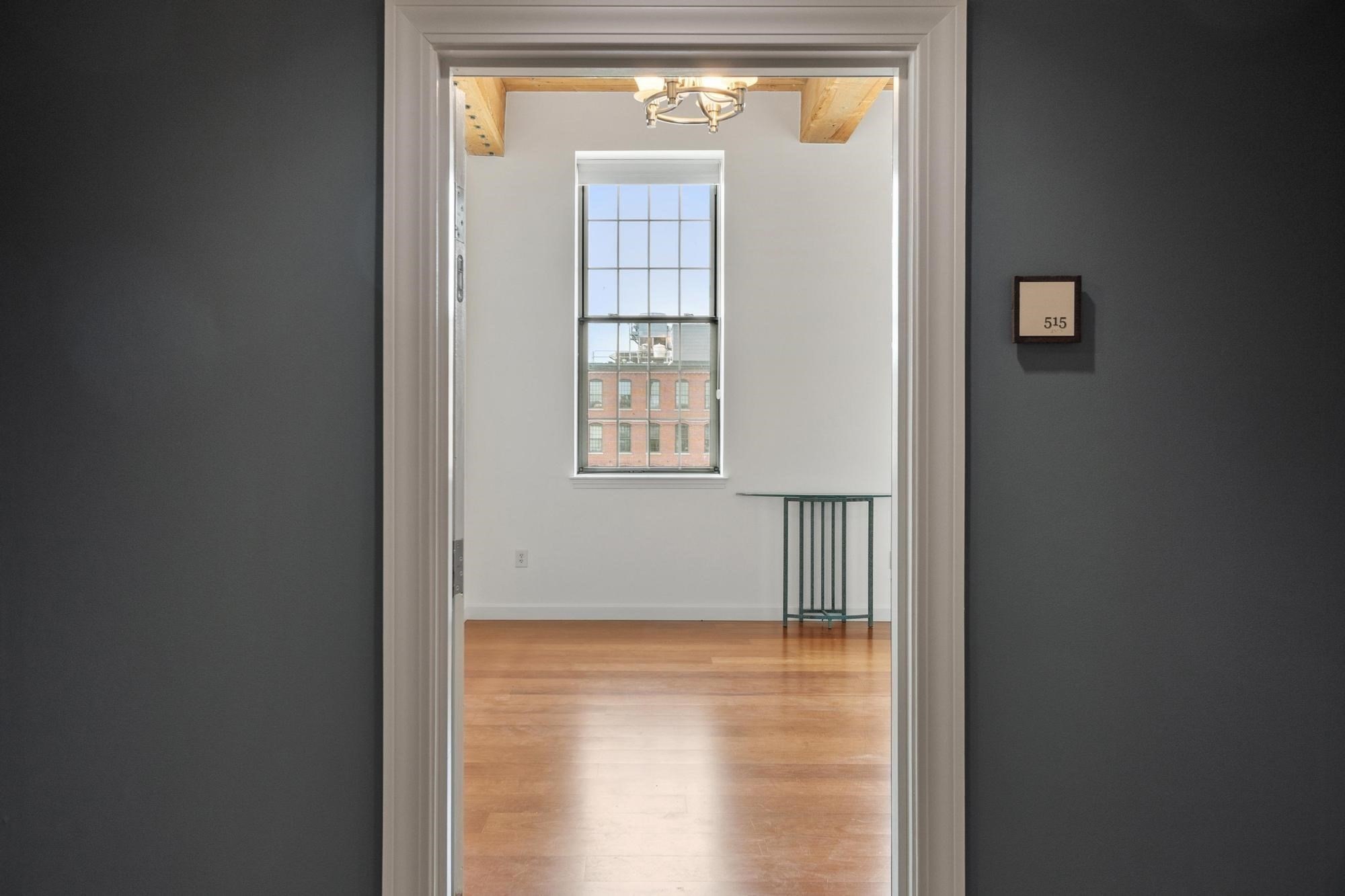 52 Lawrence Drive Unit 515, Lowell, MA 01854