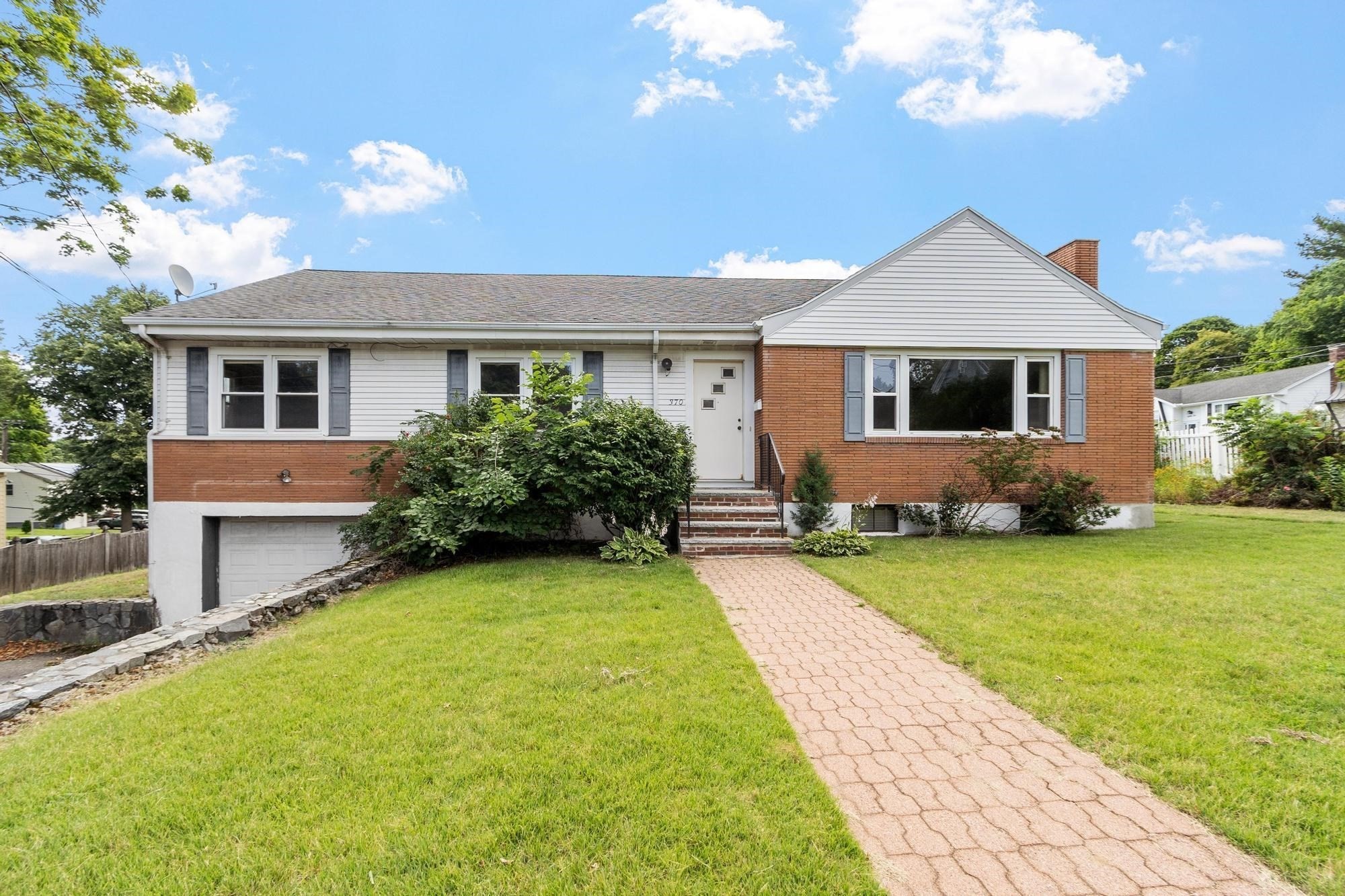 370 Albion St, Wakefield, MA 01880