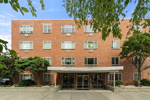 50 Green Street, Apt 401