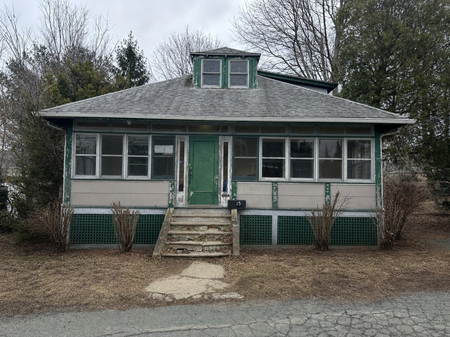 15 Conway St, Beverly, MA 01915