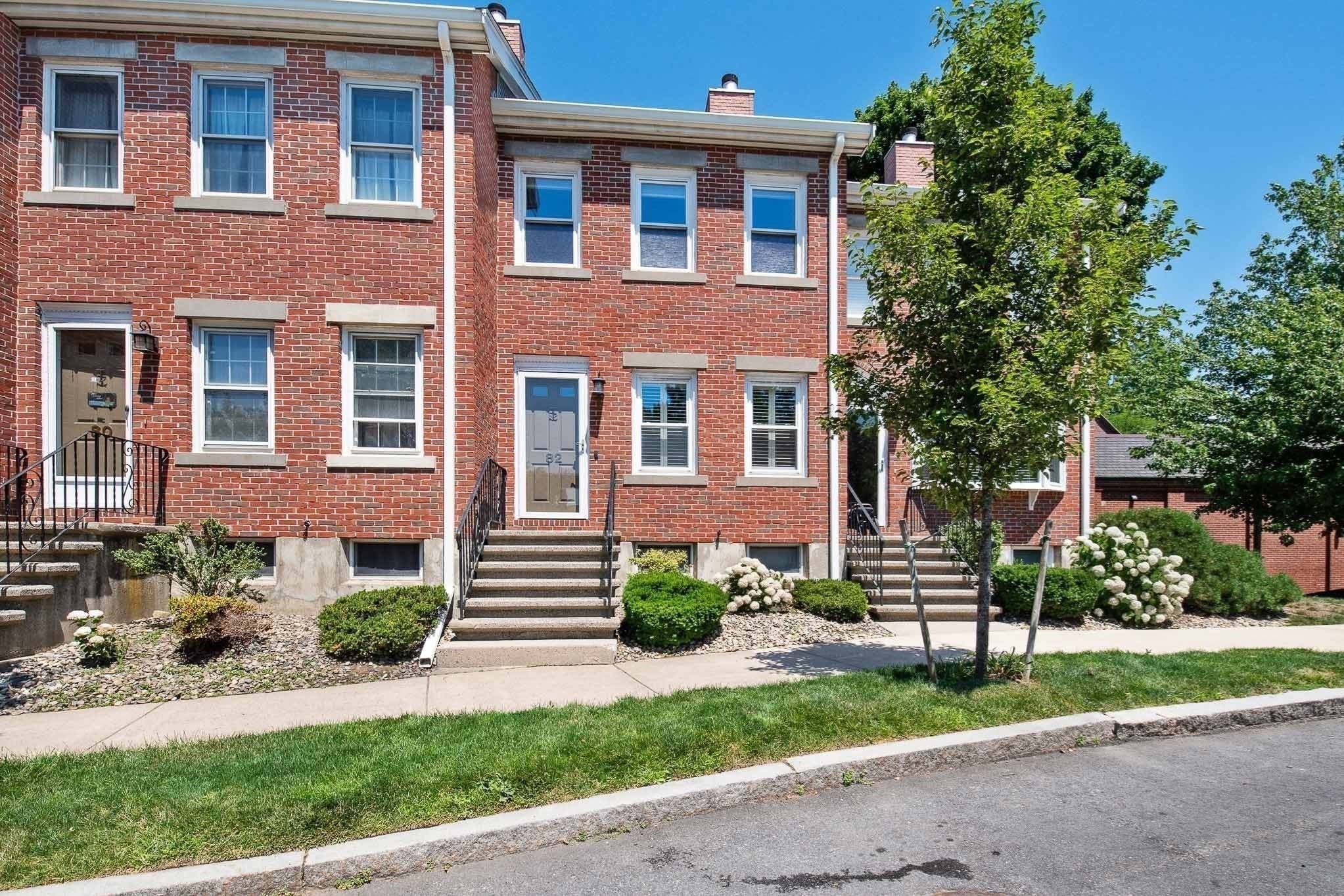82 Captains Row Unit 82, Chelsea, MA 02150