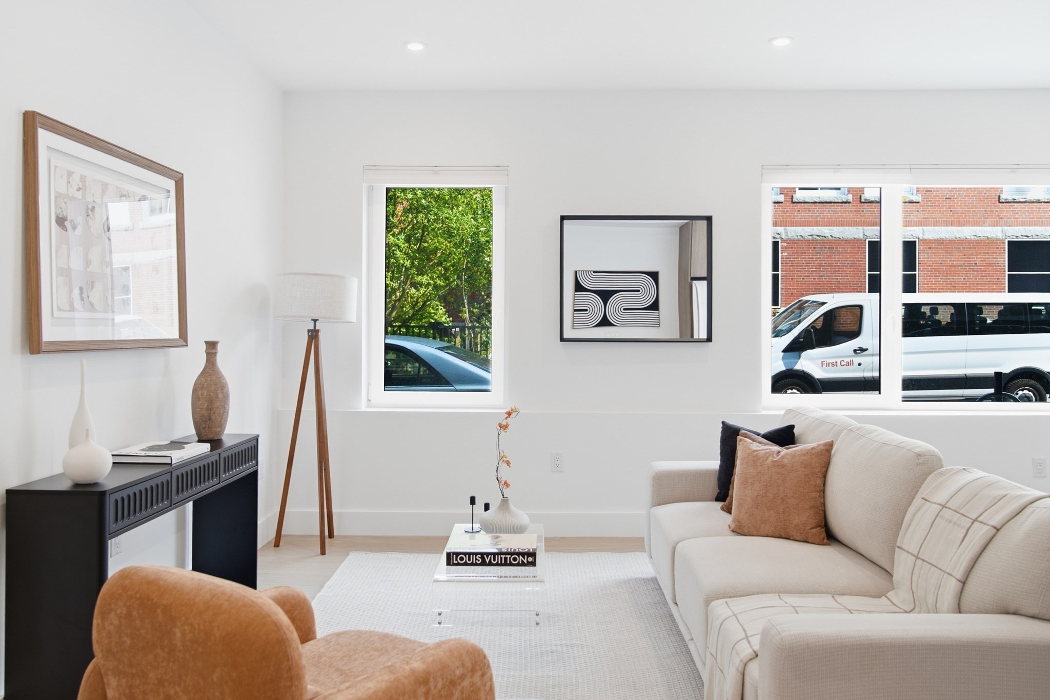 27 Dixwell St Unit 4A, Jamaica Plain, Boston, MA 02119