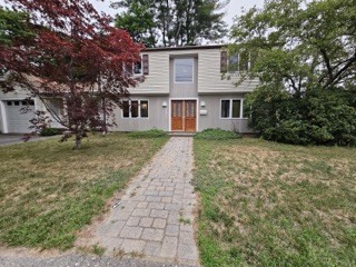 633 Saw Mill Brook Pkwy, Apt 1