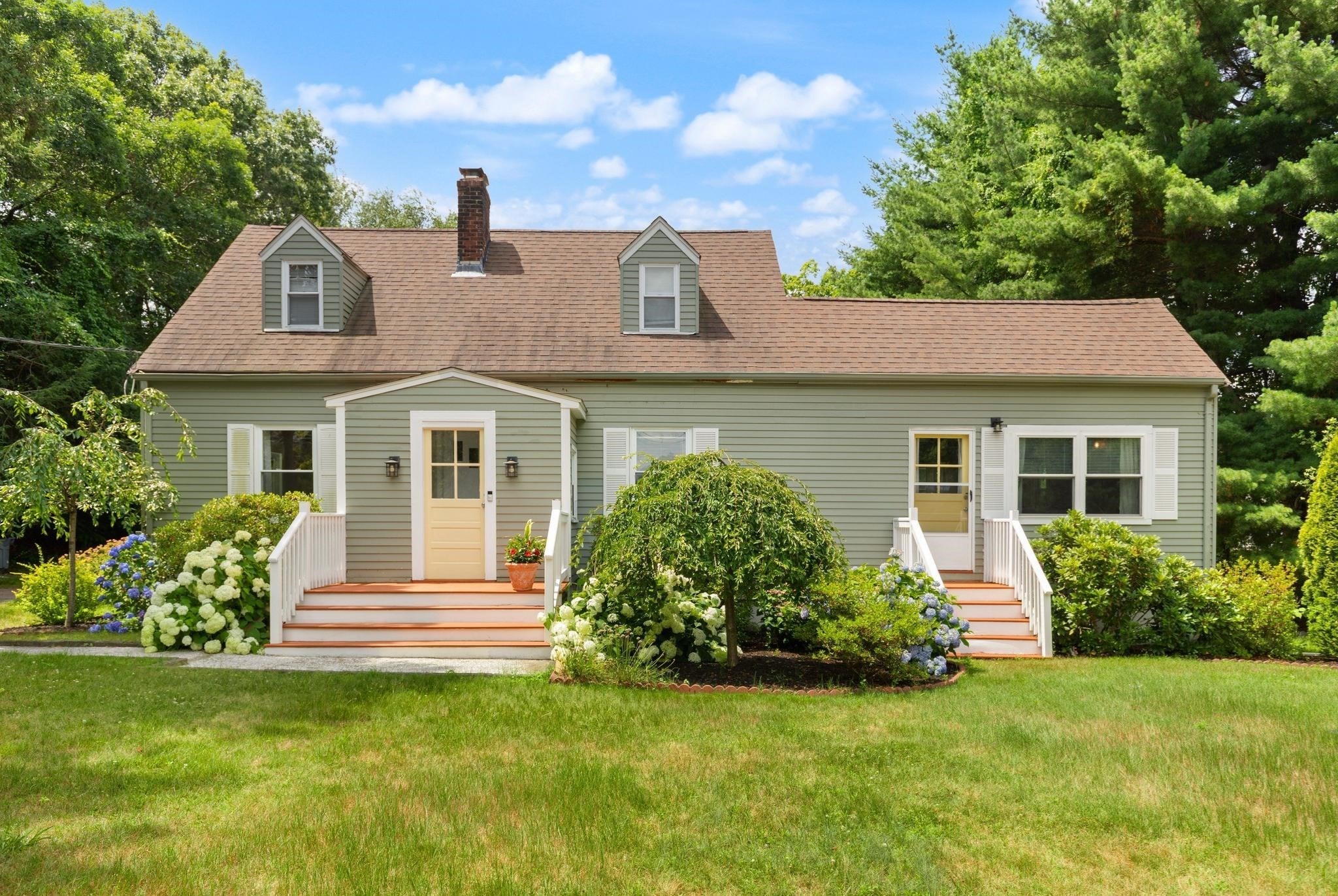 335 Moosehill Road, Walpole, MA 02032