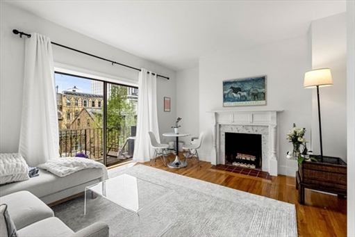 21 Hancock St, Apt 3