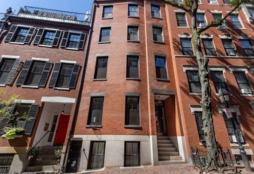 101 Myrtle St, Apt 1